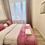 Krochmalna Lägenhet